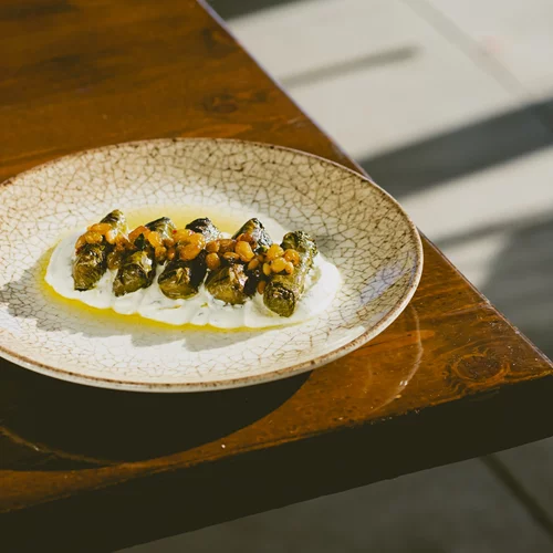 Ένα εστιατόριο-έκπληξη στο Γαλάτσι: Ο Μιχάλης Μερζένης υπογράφει το μενού στο 'Elea'