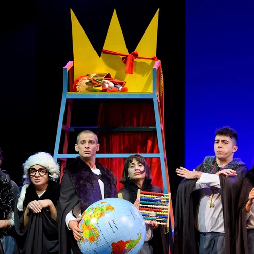 Τα παιδιά μαθαίνουν για την εξουσία στο αντιπολεμικό έργο "Ματίας ο Πρώτος"