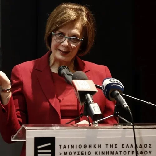 Έφυγε από τη ζωή η Μυρσίνη Ζορμπά