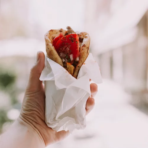 Τι είναι πάλι αυτό το "Τυλιχτό-πάρτι" που θα γίνει το Σάββατο στου Ψυρρή;