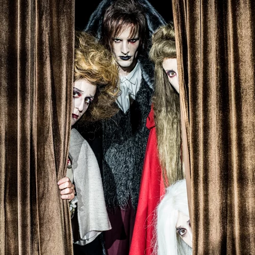 "Ιστορίες για να μην κοιμάσαι": Ο Θάνος Τοκάκης σκηνοθετεί στην Εφηβική Σκηνή του Εθνικού Θεάτρου Rex