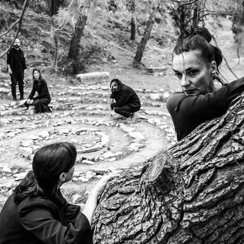 Updated | Η Ρηνιώ Κυριαζή παρουσιάζει την "Αντιγόνη, μετέωρη"