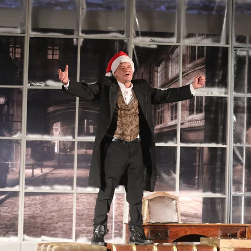 Δυο διαχρονικές ιστορίες από τη Γιούλη Ηλιοπούλου