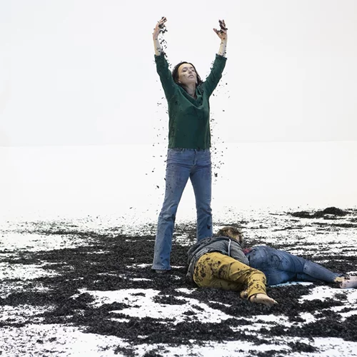 Φεστιβάλ Αθηνών: Ο περιζήτητος Σάιμον Στόουν ανεβάζει τη δική του "Μήδεια"