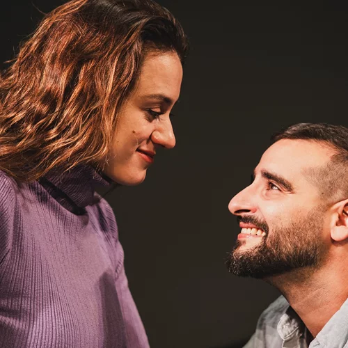 "Forget me not": Στις πρόβες των Κωνσταντίνου Μπιμπή - Μυρτώς Γκόνη "από το πρώτο τους βλέμμα μέχρι την τελευταία τους ανάσα"