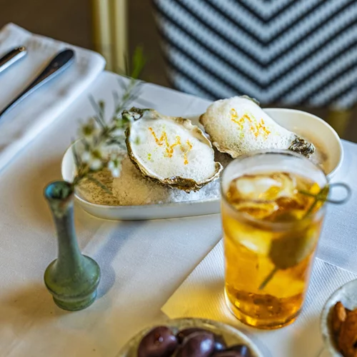 Στο Via Maris, τη νέα βερμουτερία του Ψυρρή