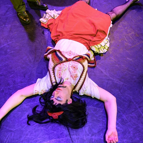 Οι πρώτες φωτογραφίες από τα "Μπλε καστόρινα παπούτσια" των 4Frontal