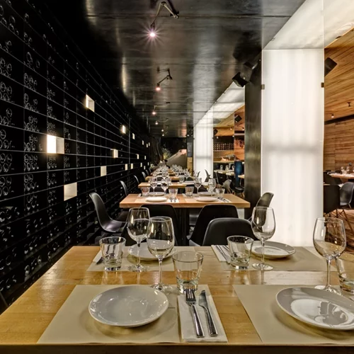 'Vinoteca Athens', επιστροφή στο μέλλον