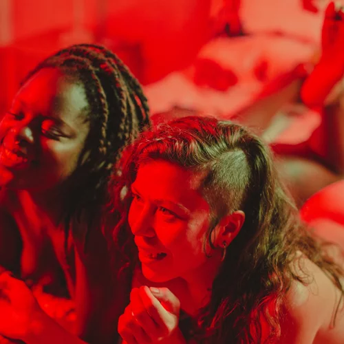 Σάτυροι και Μαινάδες: Ξεκινά το φεστιβάλ ερωτικών ταινιών της Αθήνας