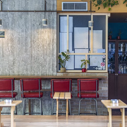 Το 'Έπρεπε' της Κυψέλης και η δεύτερη ζωή του