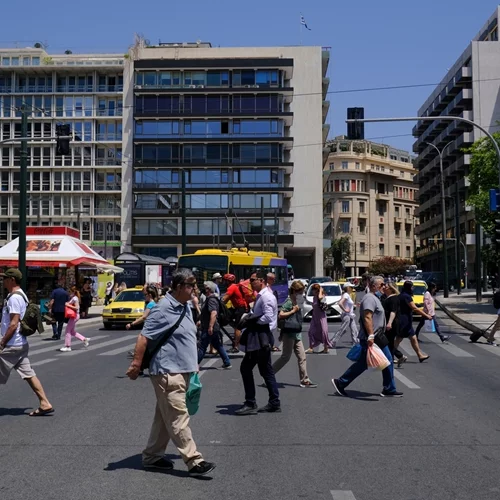 Έκτακτα μέτρα προστασίας για τη ζέστη από τον Δήμο Αθηναίων
