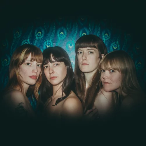 Los Bitchos, τι θα παίζατε στο κλαμπ "Talkie Talkie",  αν το ανοίγατε στη Μύκονο;