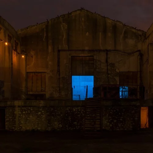 Παρατείνεται η έκθεση "This Current Between Us" στο εργοστάσιο της ΔΕΗ