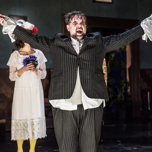 "Ιβάνοφ!": Πρώτες φωτογραφίες από την παράσταση του Γιάννη Χουβαρδά