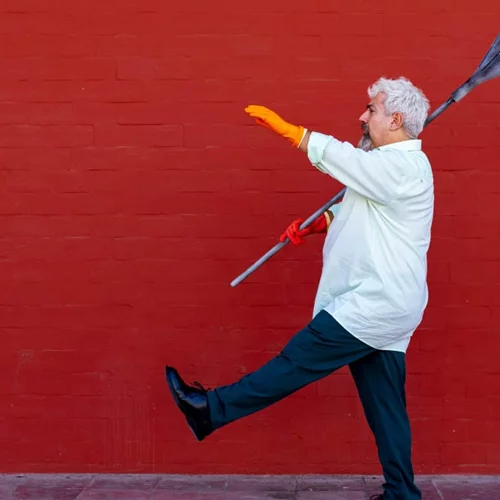 "Ο Γουόλτερ Μίττυ και ο Πανηγυρικός": Από τη Νάξο στον Βοτανικό