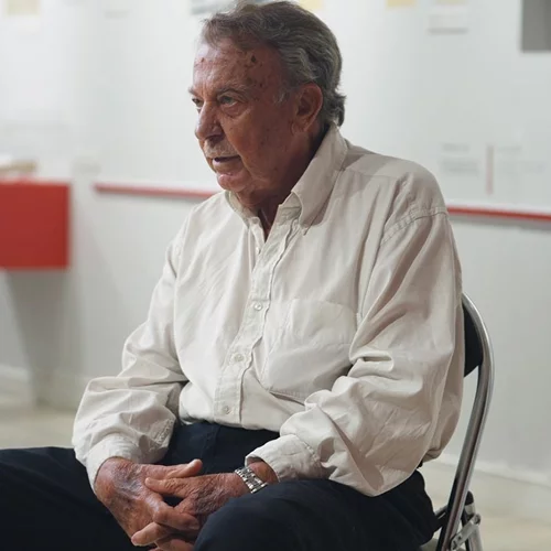 "Οι γενιές συνομιλούν": Έφηβοι ακούν ιστορίες από αντιστασιακούς της χούντας