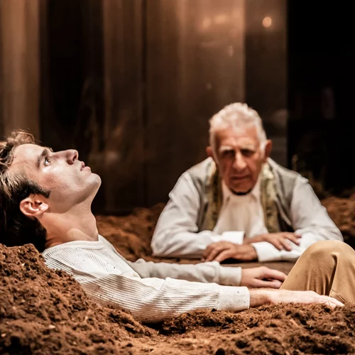 Συνεχίζεται το "Ταξίδι μεγάλης μέρας μέσα στη νύχτα" στο Θέατρο Οδού Κεφαλληνίας