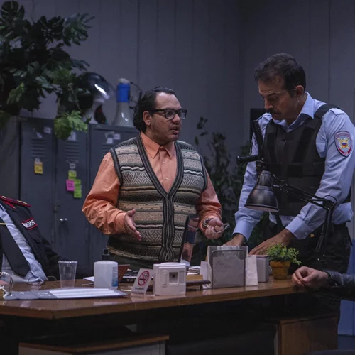 "Ο άνθρωπος απ’ το Παντόλσκ": Οι πρώτες φωτογραφίες της παράστασης του Εθνικού