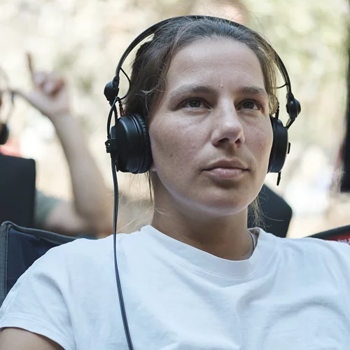 Η Αντονέτα Άλαματ Κουσιγιάνοβιτς και το αντιπατριαρχικό "Τελευταίο Καλοκαίρι"