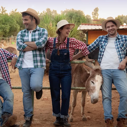 "Η Κλειώ, μια καλόκαρδη γαϊδούρα": Ενα μαγικό ταξίδι στο "Άβατον"