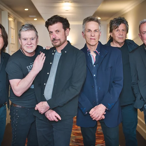 Αντίστροφη μέτρηση για την πρώτη εμφάνιση των Hooters στην Ελλάδα