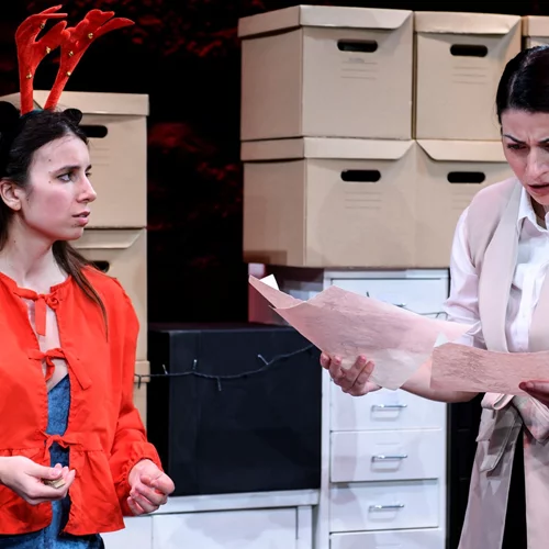 Τι έχει να μας πει για την εργασία η νέα παράσταση των Παλούμπη - Τσιοτσιόπουλου