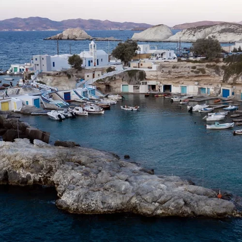 Το Φεστιβάλ Mandrakia Artis επιστρέφει στη Μήλο για τρίτη χρονιά