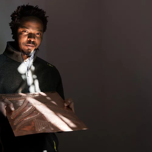 Sammy Baloji: "Θα ήταν κρίμα εάν οι αφρικανικές καλλιτεχνικές πρακτικές ήταν μόνο μια τάση και άρα  κάτι το προσωρινό"