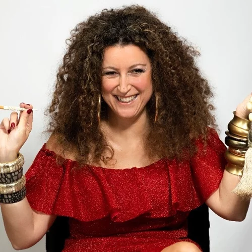 Η "Ντερμπεντέρισσα" Κατερίνα Βρανά ξαναχτυπά στο Arch για τρεις μοναδικές βραδιές