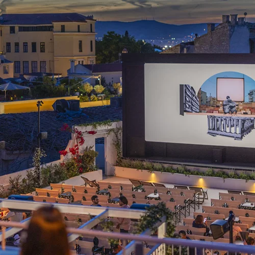 Το Cine Paris επέστρεψε! Δείτε πώς άλλαξε το ιστορικό θερινό σινεμά