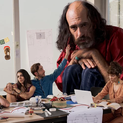 Πρώτες εικόνες από τη "Συναρπαστική Εξέγερση του Χούλιο Τόγκα"