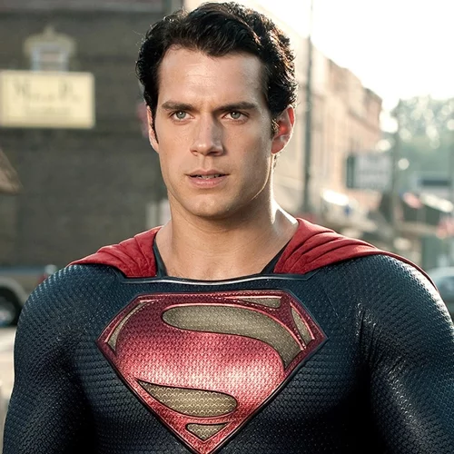 Ο Χένρι Κάβιλ βγάζει την κάπα του "Superman"