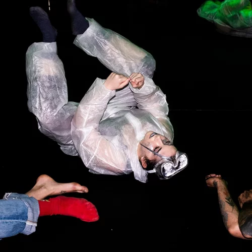 Μαθαίνουμε για την πειραματική γλώσσα του χορού Butoh μέσα από μια έκθεση