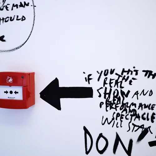 "Πώς γινόμαστε συμπολίτες;" Το ΕΜΣΤ διερωτάται, ιστορικοί και εικαστικοί απαντούν