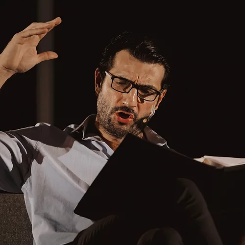 "Παραβάσεις": Το θεατρικό αναλόγιο του ΚΠΙΣΝ επιστρέφει για έβδομη χρονιά στον Φάρο