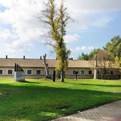 Η Εθνική Γλυπτοθήκη απέκτησε τη δική της "Φάρμα"