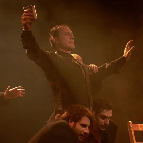 Με ποιες θεατρικές και χορευτικές παραστάσεις κλείνει το Φεστιβάλ Κολωνού αυτή την εβδομάδα;