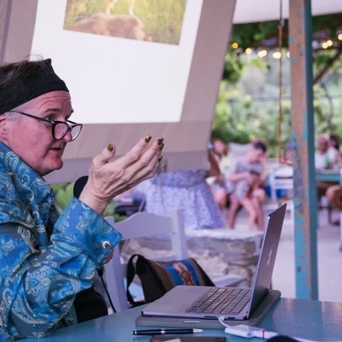 Η οικοποιητική του CAConrad για πρώτη φορά στα ελληνικά (και το ίδιο στην Ελλάδα)