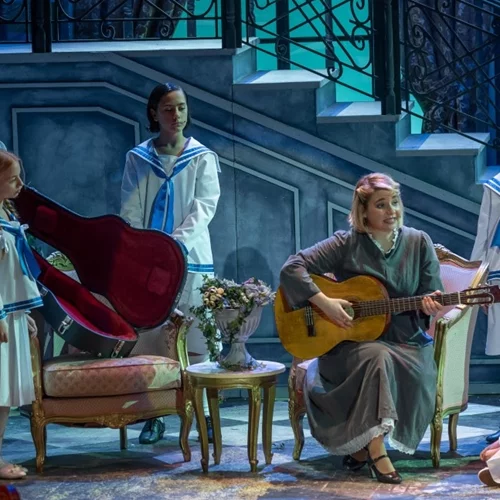 Η "Μελωδία της Ευτυχίας" συνεχίζει στο "Θέατρον" Κέντρου Πολιτισμού "Ελληνικός Κόσμος"