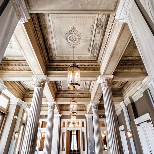 Δημοτικό Θέατρο Πειραιά: Κλείνει τα 130 του χρόνια με σπουδαίο ρεπερτόριο