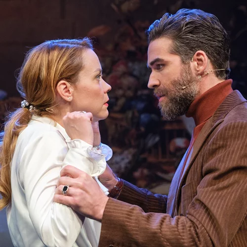 100+ θεατρικές παραστάσεις κατεβάζουν αυλαία μέχρι την Κυριακή των Βαΐων