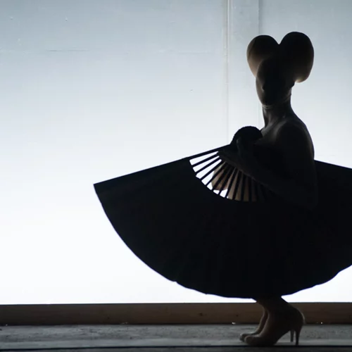 "Relic" στη Στέγη: Last call για την παράσταση - υπογραφή του "αναρχικού" σύμπαντος του Ευριπίδη Λασκαρίδη