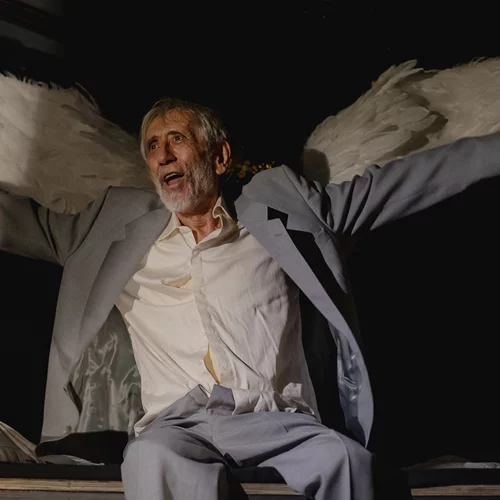 "Οδυσσέας" - "Outro": Τελευταίες παραστάσεις για τον Τάσο Παλαντζίδη και τον Γιώργο Καραμίχο