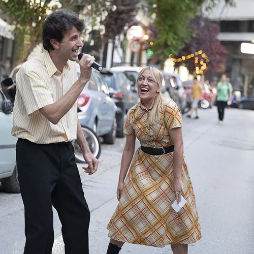 "Επόμενη Στάση: Κυψέλη": Ενα θεατρικό περιπατικό ταξίδι στη πιο πολύχρωμη γειτονιά της Αθήνας