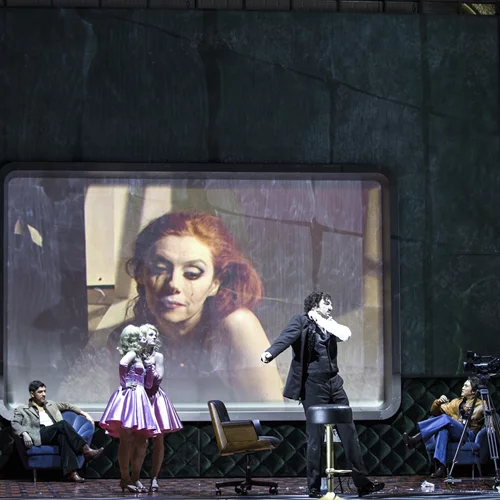 "Τα παραμύθια του Χόφμαν": Ο πολύς Βαρλικόφσκι σκηνοθετεί Όφενμπαχ στη Λυρική