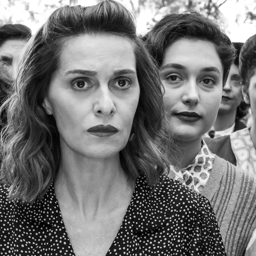 Θα γίνει η ιταλική δραμεντί "Πάντα Υπάρχει το Αύριο" το σουξέ του καλοκαιριού;