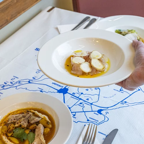 Τα νέα εστιατόρια της Αθήνας που ξεχωρίσαμε το 2025