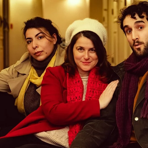 Η "Αγγελίνα" της Ξένιας Καλογεροπούλου στο Δημοτικό Θέατρο Πειραιά