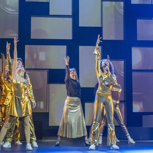 "Fame The Musical": Μιλήσαμε με τους συντελεστές του αγαπημένου μιούζικαλ που παίζεται στο Christmas Theater