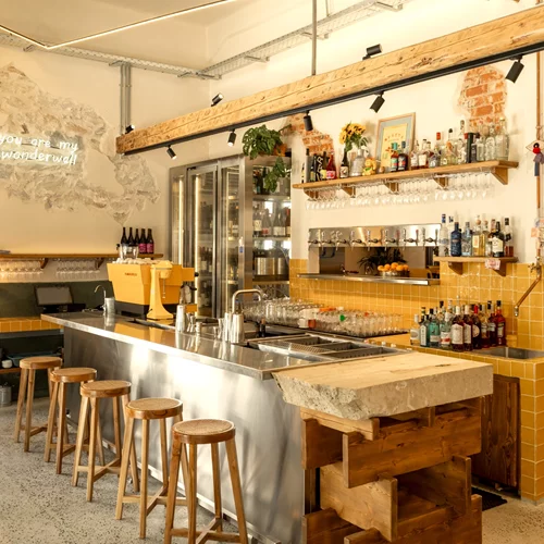 Το 'El Mío Abnormal' δεν είναι το μπαρ που έχεις συνηθίσει